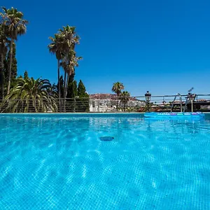 https://villa-rosa-manilva.1costadelsol.com