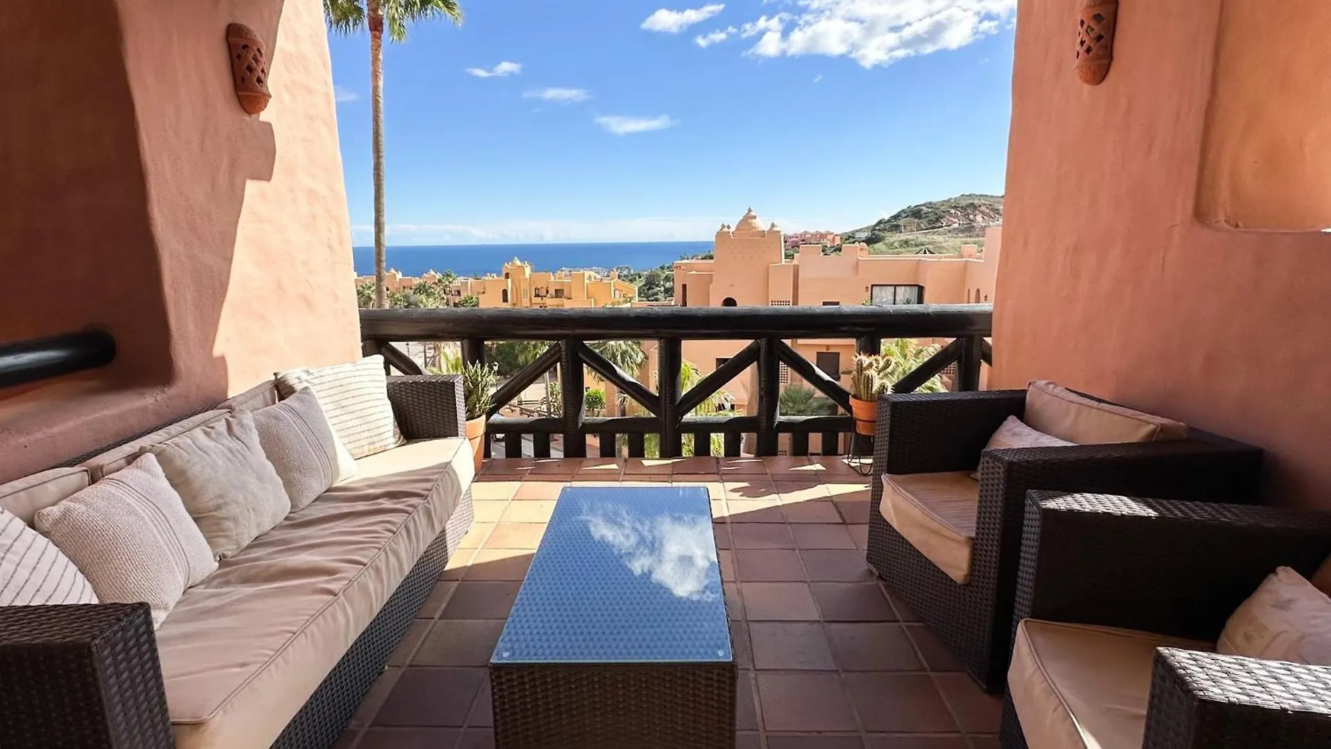 Hola! Apartments At Coto Real مانيلفا 0*,  إسبانيا
