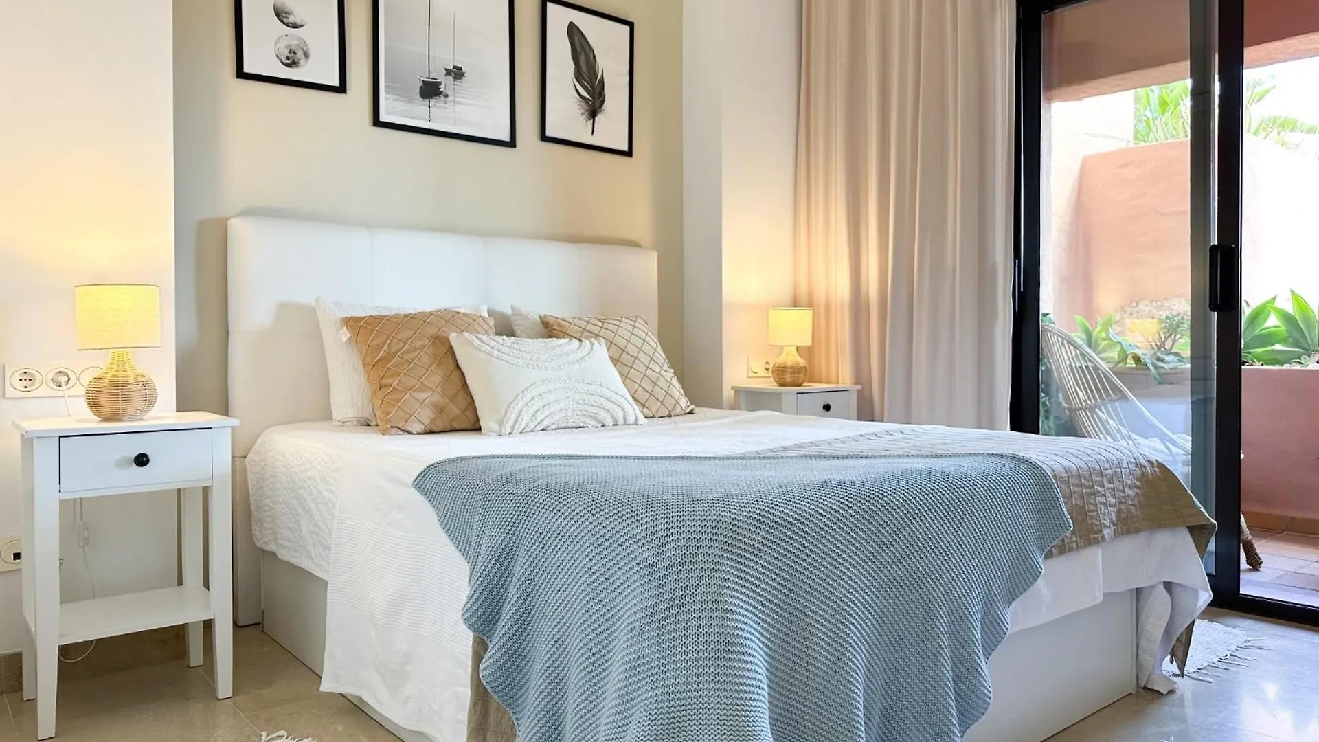 Hola! Apartments At Coto Real Manilva