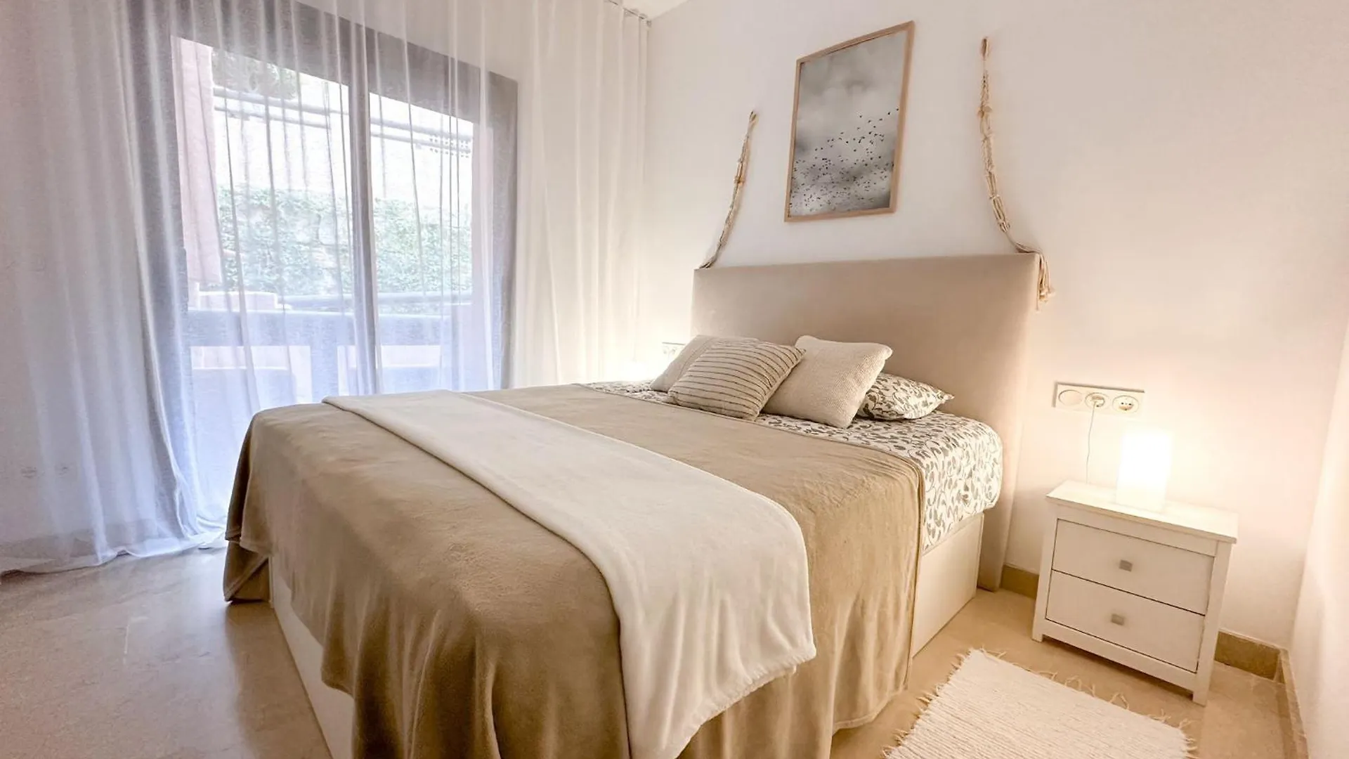 Hola! Apartments At Coto Real Manilva